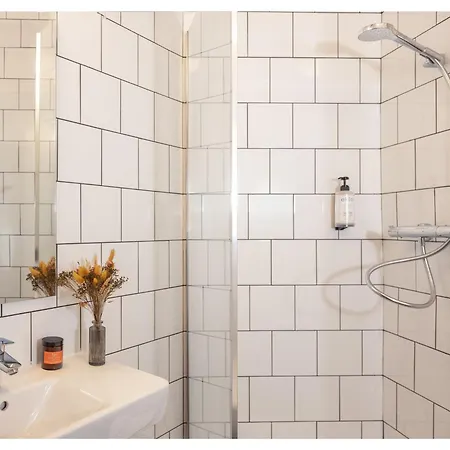 Eklo Centre Gare Saint-roch מלון 3*