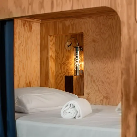 Eklo Centre Gare Saint-roch 3*