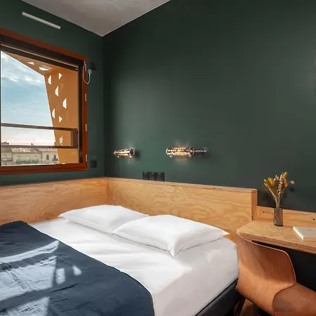 Eklo Centre Gare Saint-roch Hotel