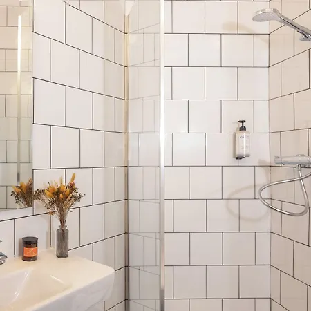 ホテル Eklo Centre Gare Saint-roch 3*