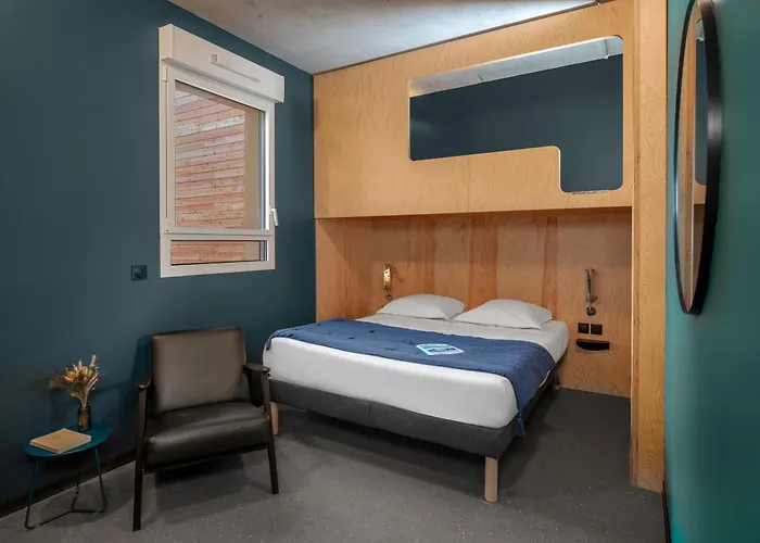 Eklo Centre Gare Saint-roch 3*