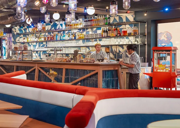 Eklo Centre Gare Saint-roch 酒店 3*