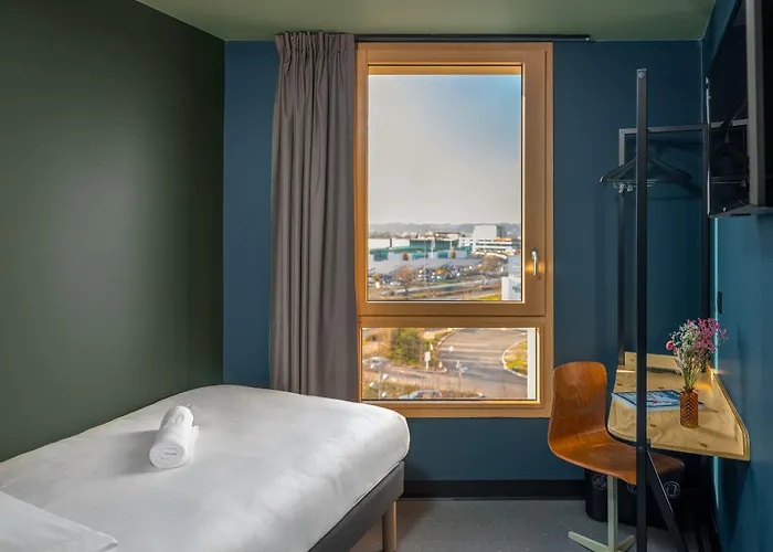 Eklo Centre Gare Saint-roch 3*